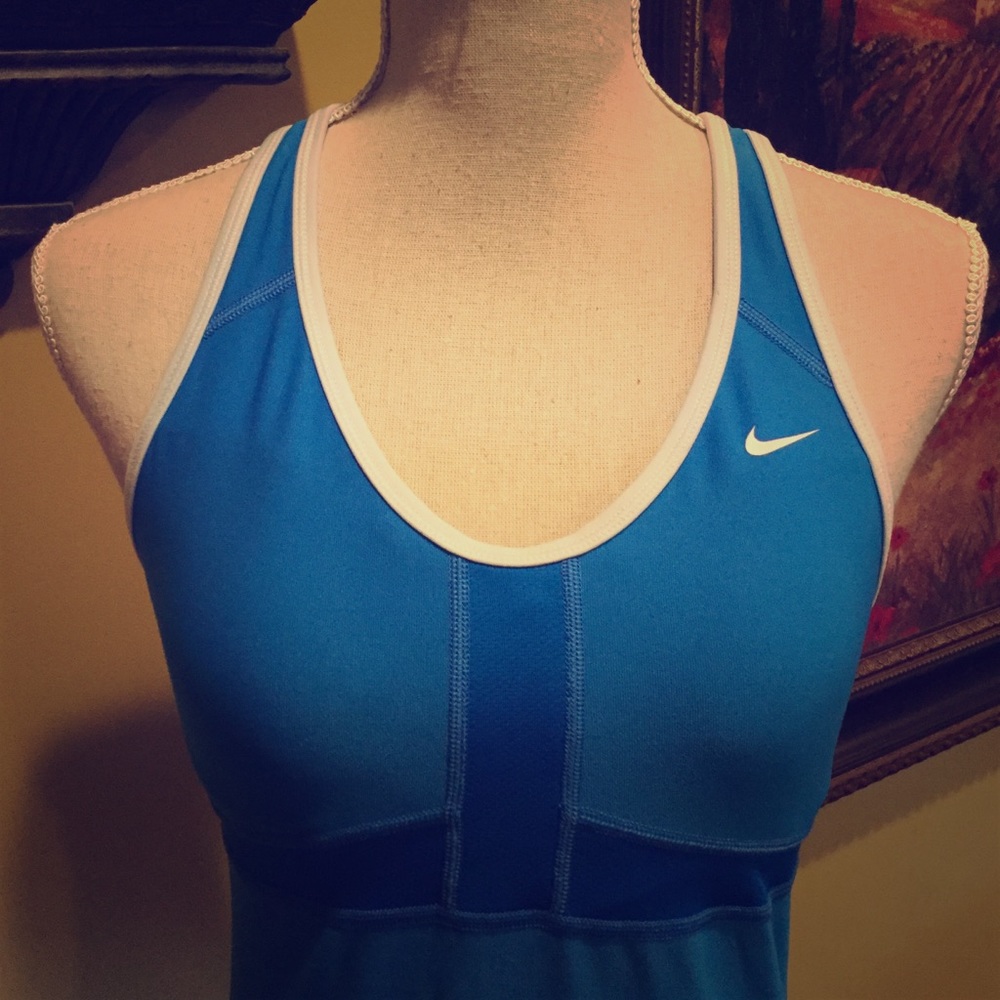 Nike- Workout Racerback with Bra support. Size M